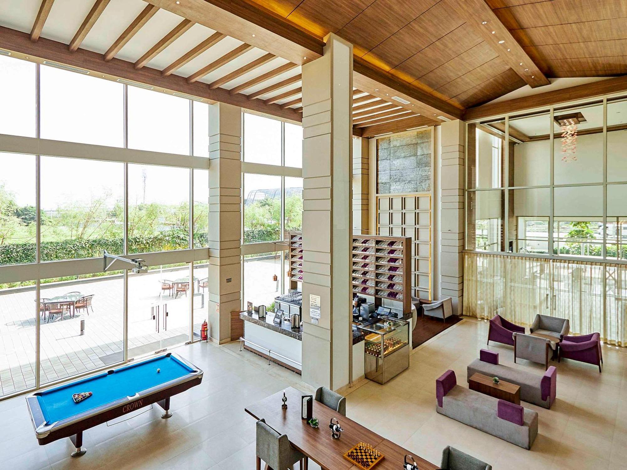 Mercure Chennai Sriperumbudur Exterior foto